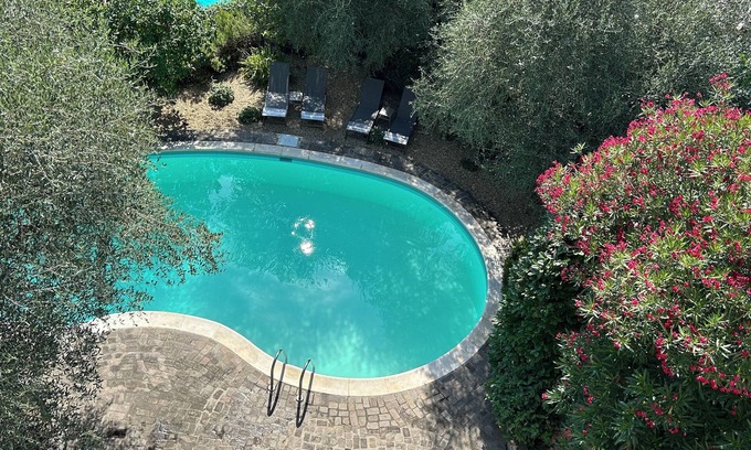 Garlenda Villa | Idyllic country villa with 10m pool and seaview (max 16 people)