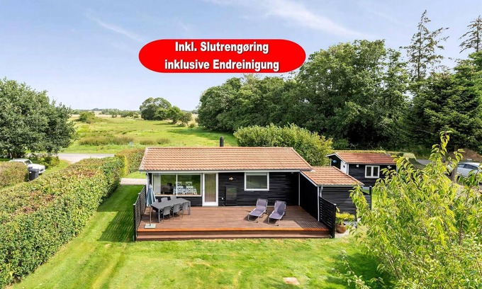 Skovmose House | Idyllic summer house close to water and nature