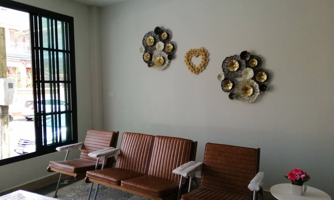 Downtown Hat Yai Apartment | iHome is located​ in​ quiet​ atmosphere, 12 bedrooms with 12 private bathrooms