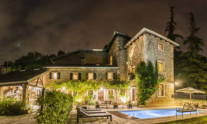 Castelgomberto Villa | Il Giardino di Sibilla With Pool