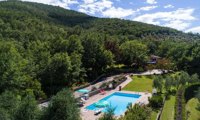 Pieve di Chio Villa | Il Giardino delle Giare