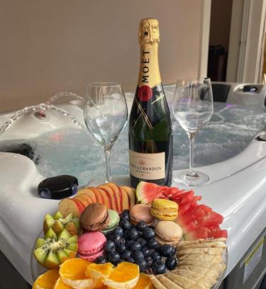 Piraeus Apartment | illusion 1