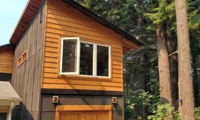 Stevenson House | Iman Treetop Loft