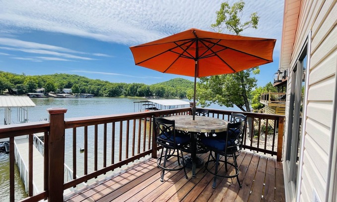 Lake of the Ozarks House | Immaculate 1 Bedroom Cottage Home With Private Covered Dock Near Main Channel!