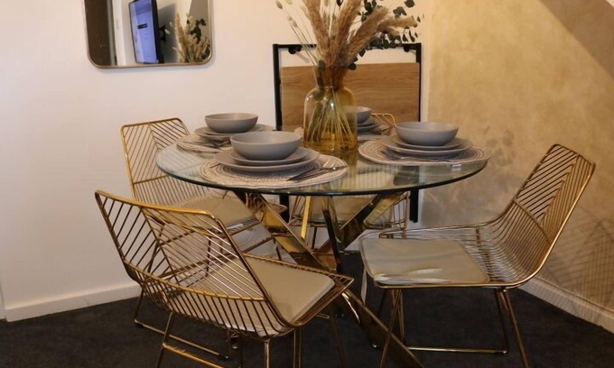 Mapperley House | Impeccable 2-Bed House in Nottingham