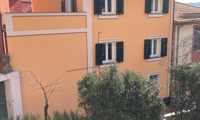 Casarza Ligure House | In the ancient village between mountains and sea