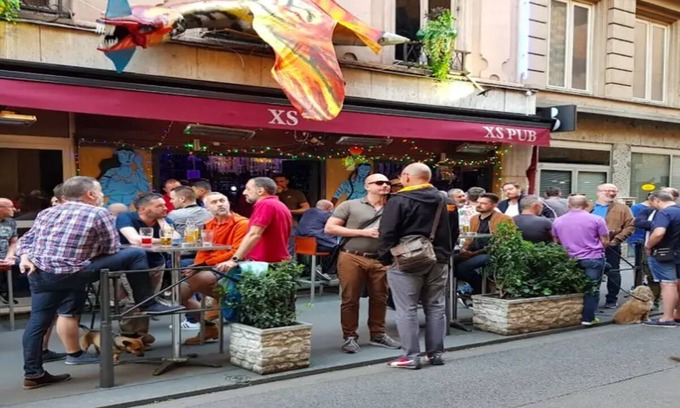 Passy Apartment | IN THE ELITE 16TH - THE HISTORIC SPIRIT OF PARIS ON RUE LEKAIN