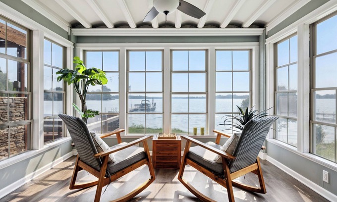 Forest Lake Cottage | Incredible Lake Views Only Steps Away from The Water