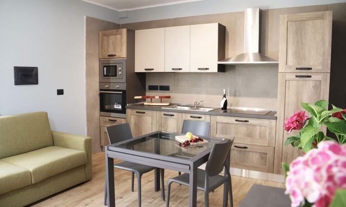 Aritzo Apartment | Independent Cherry apartment in holiday home with garden and barbecue