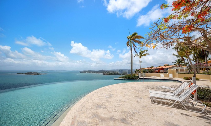 Cabezas Apartment | Infinity Pool | Golf Course Access | Balcony by Otium