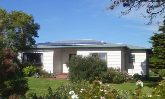 Yanakie House | INLET COTTAGE - located at Wilsons Promontory