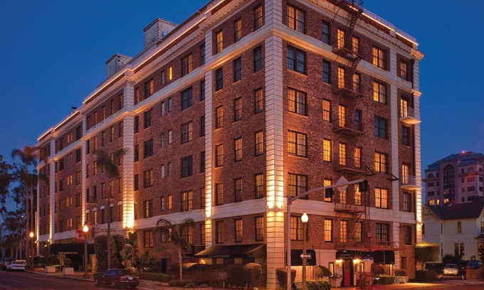 Park West Resort | Instant Booking 30% off WorldMark Inn at the Park (One Bedroom Suite)