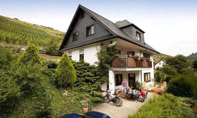 Enkirch Apartment | Inviting apartment in Partschins/Rabland