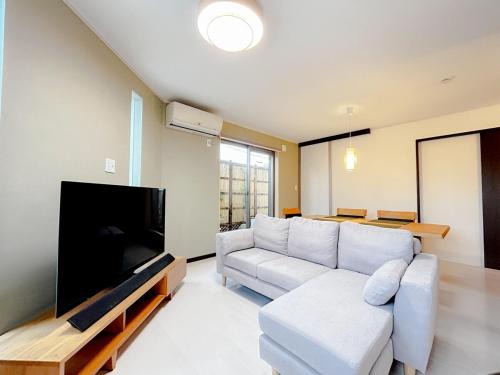 Suminoe Apartment | Iroha House イロハの宿