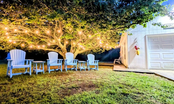 Chincoteague House | Island Escape: Bikes, Kayaks, Grill, Firepit, Beach Gear, Large Quiet Property