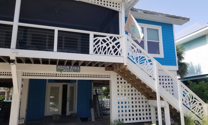 Jose's Hideaway House | Island Oasis/Hidden Beach House-Private pool