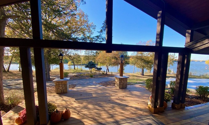 Saint Paul Park Cabin | Island retreat on 15 acres of a national park