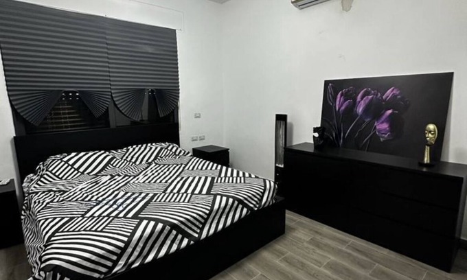 Al-Mafraq Villa | Issawi Villa - Large property with a pool and dune buggy