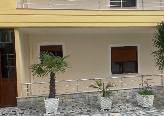 Kamez House | It is a 4 storey Villa located opposite Villa Sharm a very well known Hotel.