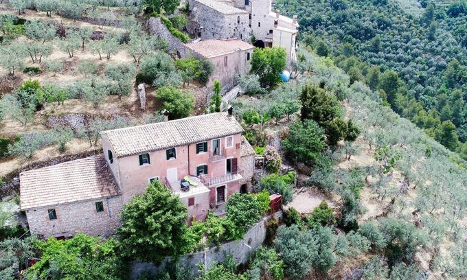 Campello sul Clitunno House | Italian charming mansion in the county side Enjoy Umbria