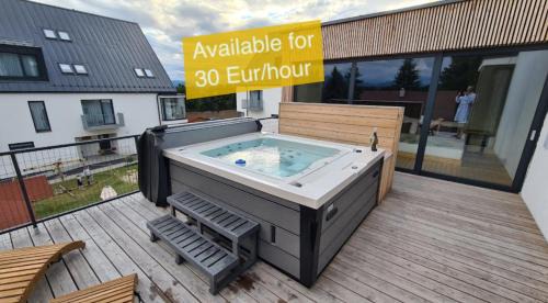 Liptovsky Mikulas Apartment | Jane's Resort Studio by Tatralandia & Lake