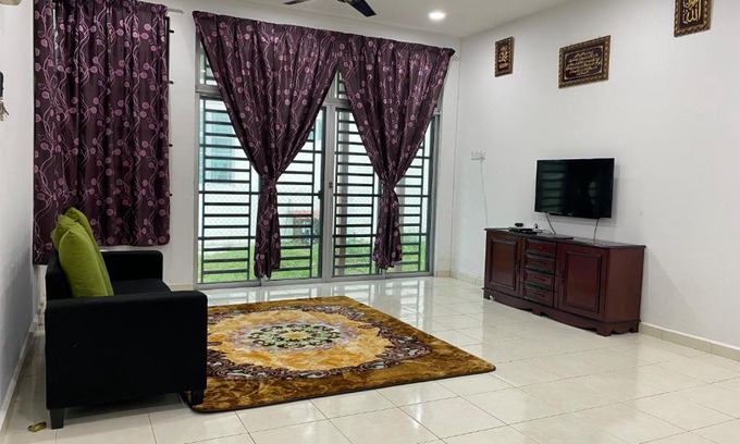 Kampung Badang House | JARUM PENITI HOMESTAY PCB KOTA BHARU