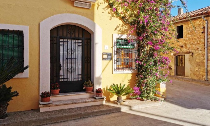 L'Avella House | Joanet Guarda turismo familiar en plena naturaleza