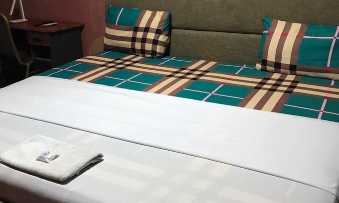 Madina Bed & Breakfast | Joh Ann Western Guest