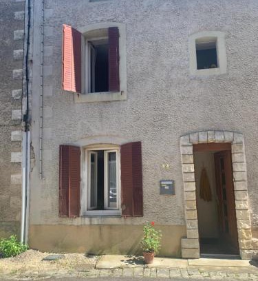 Vignory House | jolie maison dans petit village