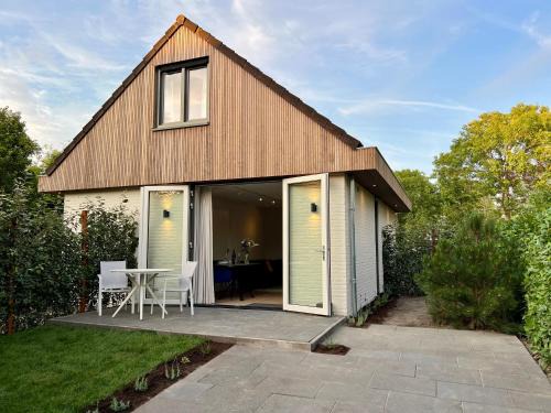 Domburg Apartment | Juliette Domburg