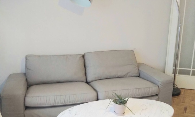Rasimpasa Apartment | Kadıköy (Boğa) Geniş ve Ferah Daire