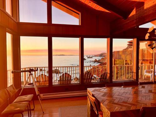 Dillon Beach House | Kailua Bluffs Oceanfront