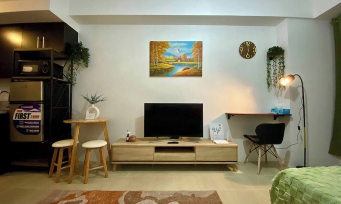 Ugong Apartment | Kasara T1-4K Urban Staycation