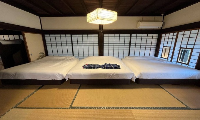 Katori House | Katori Hachisanroku