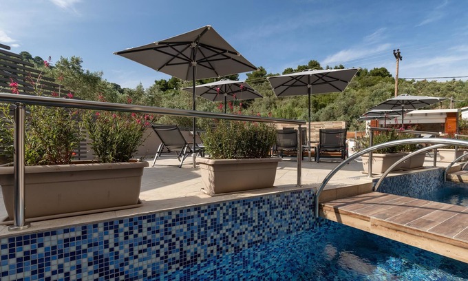 Skiathos Town Hotel | KB Ammos-Adults only