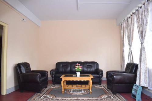 Shillong House | Keeon Private Room Back