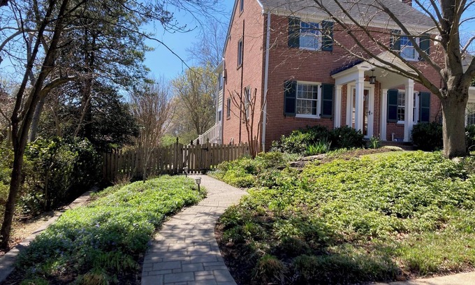 Rock Creek Hills Apartment | Kensington One Bedroom Near Strathmore Music Center and NIH