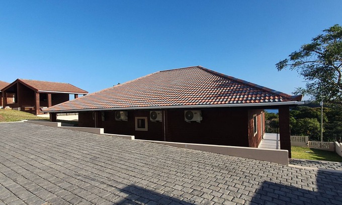 Gueima Cottage | Kev & Bia's Cottage