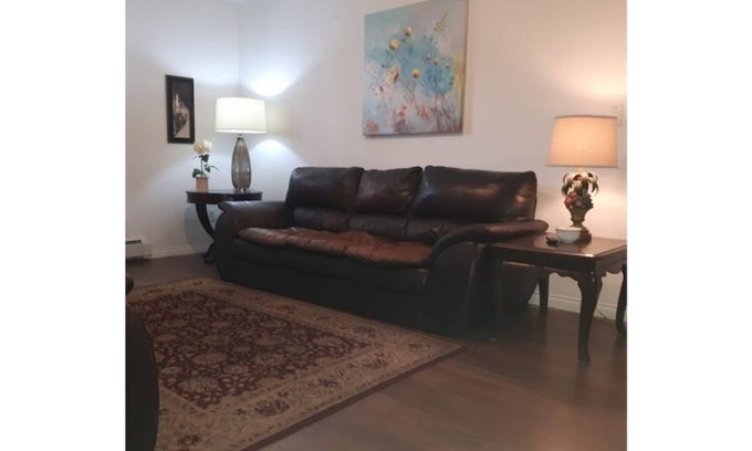 West Newton - Highway 10 Apartment | Kevin's adorable place