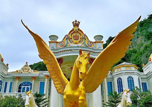 Chom Bueng Resort | Khengpa Cafe & Resort