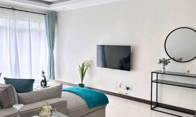 Nyali Apartment | Kilimani Chic 1BR/Ensuite with Gym & Pool