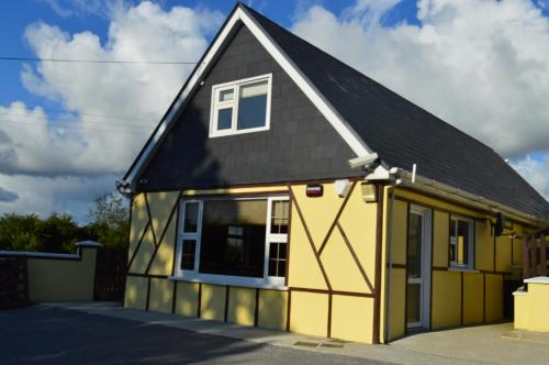 Killarney House | killarney retreat