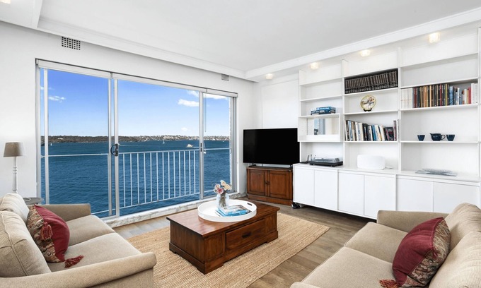 Kirribilli Apartment | Kirribilli - KIRR5 - Plunkett Street - Harbour views and Kirribilli Wharf at your doorstep