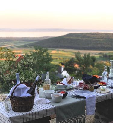 Mencshely Apartment | KisVulkán Nyúlontúl