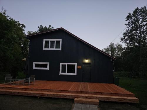 Idena House | KLĀNU MĀJA