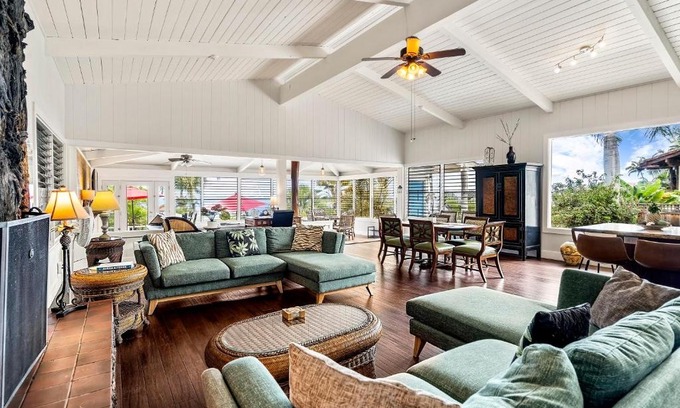 Kahaluu-Keauhou House | Koana Breeze