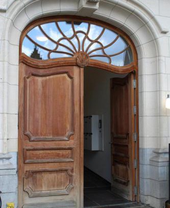 Ypres House | koetshuis