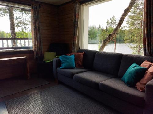 Mikkeli Ski Chalet | Koivurannan lomamökit Kotkanpesä