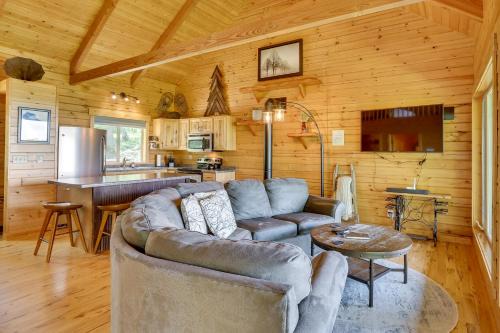 Mindoro House | Krueger Cabin with Views in Mindoro!