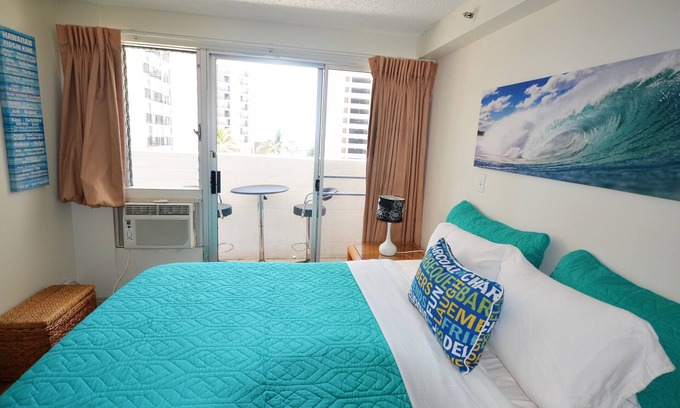 Honolulu Apartment | Kuhio Village 810A KING Studio, Waikiki Ocean View!